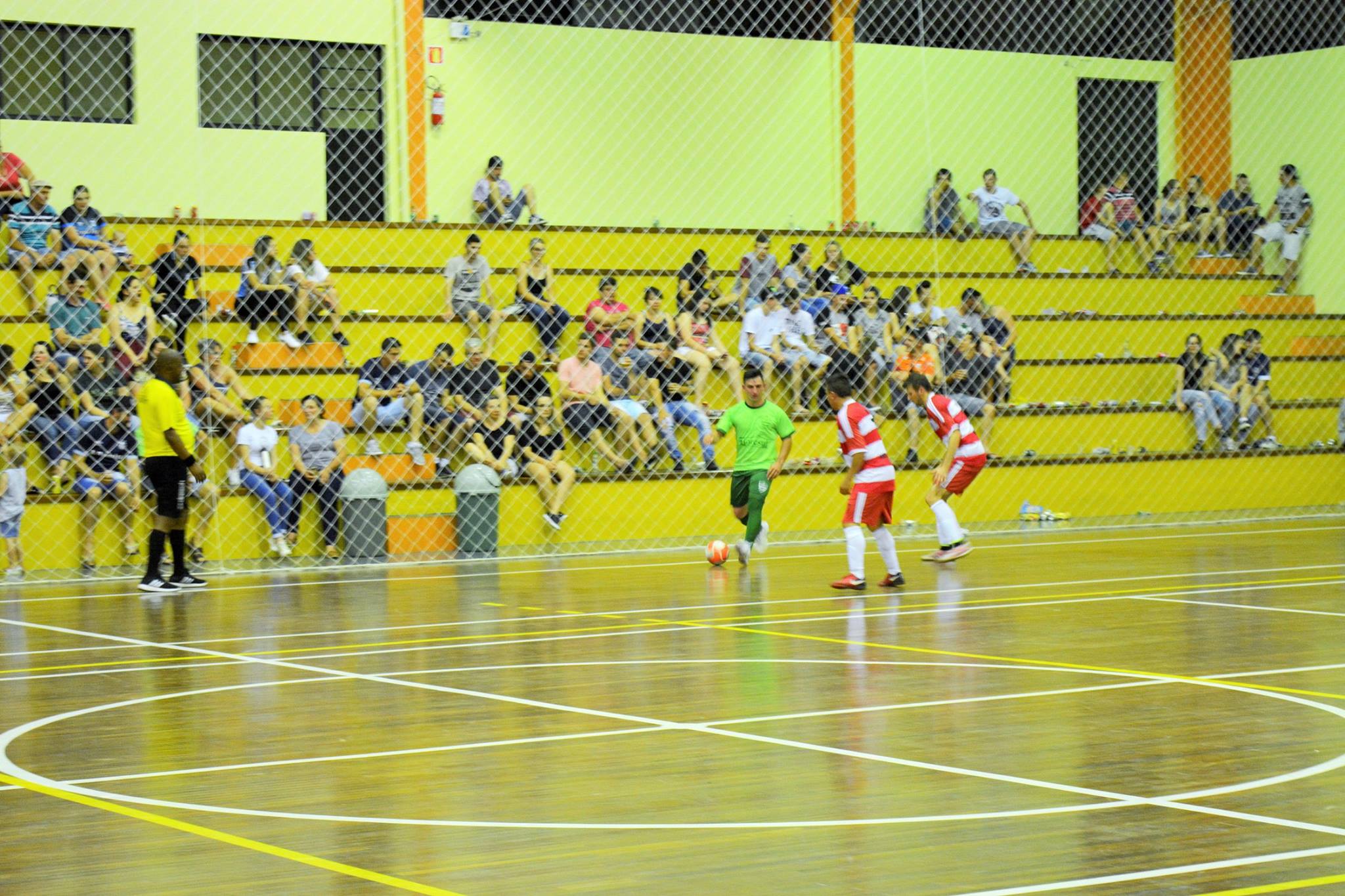 Fagundes Varela - ⚽️ Domingo começa a Copa Bella Festa O Campeonato  Municipal de Futsal – Copa Bella Festa, que já é tradição em nosso  município, inicia neste domingo, dia 27/08, no