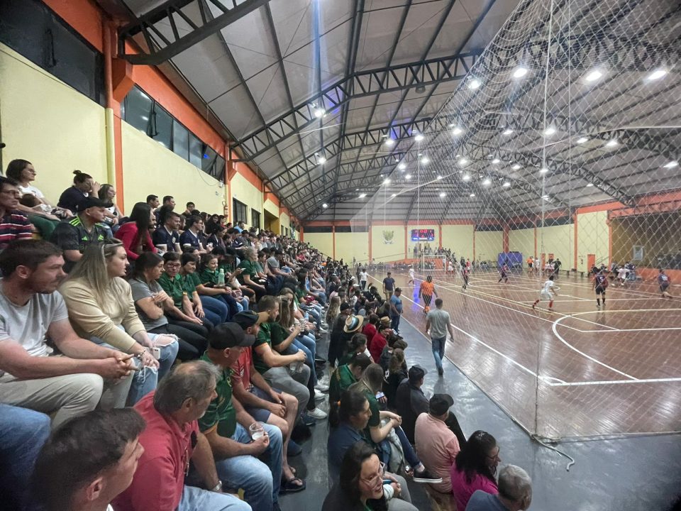 Fagundes Varela - ⚽️ Domingo começa a Copa Bella Festa O Campeonato  Municipal de Futsal – Copa Bella Festa, que já é tradição em nosso  município, inicia neste domingo, dia 27/08, no